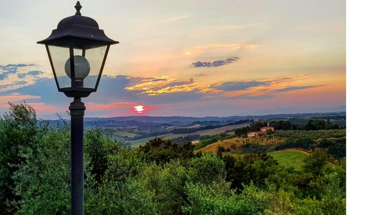 Appartamenti Ava E Tegrino Nell'Antica Dimora Di Fulignano San Gimignano Exterior photo